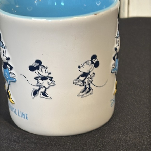 Disney Cruise-line Mini Mouse 3D Graphic Coffee Mug - Picture 2 of 5